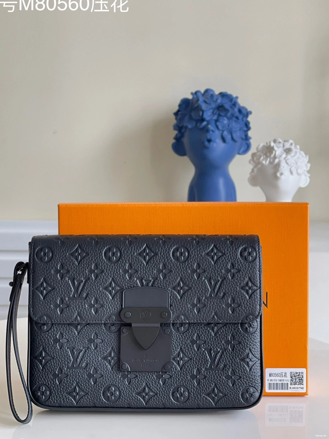 LOUIS POUCH S A4 LOCK VUITTON 0227